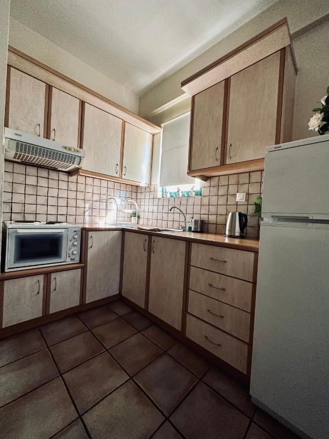 Cozy Apartments Mc Queen Афины Экстерьер фото