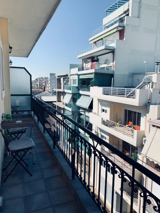 Cozy Apartments Mc Queen Афины Экстерьер фото